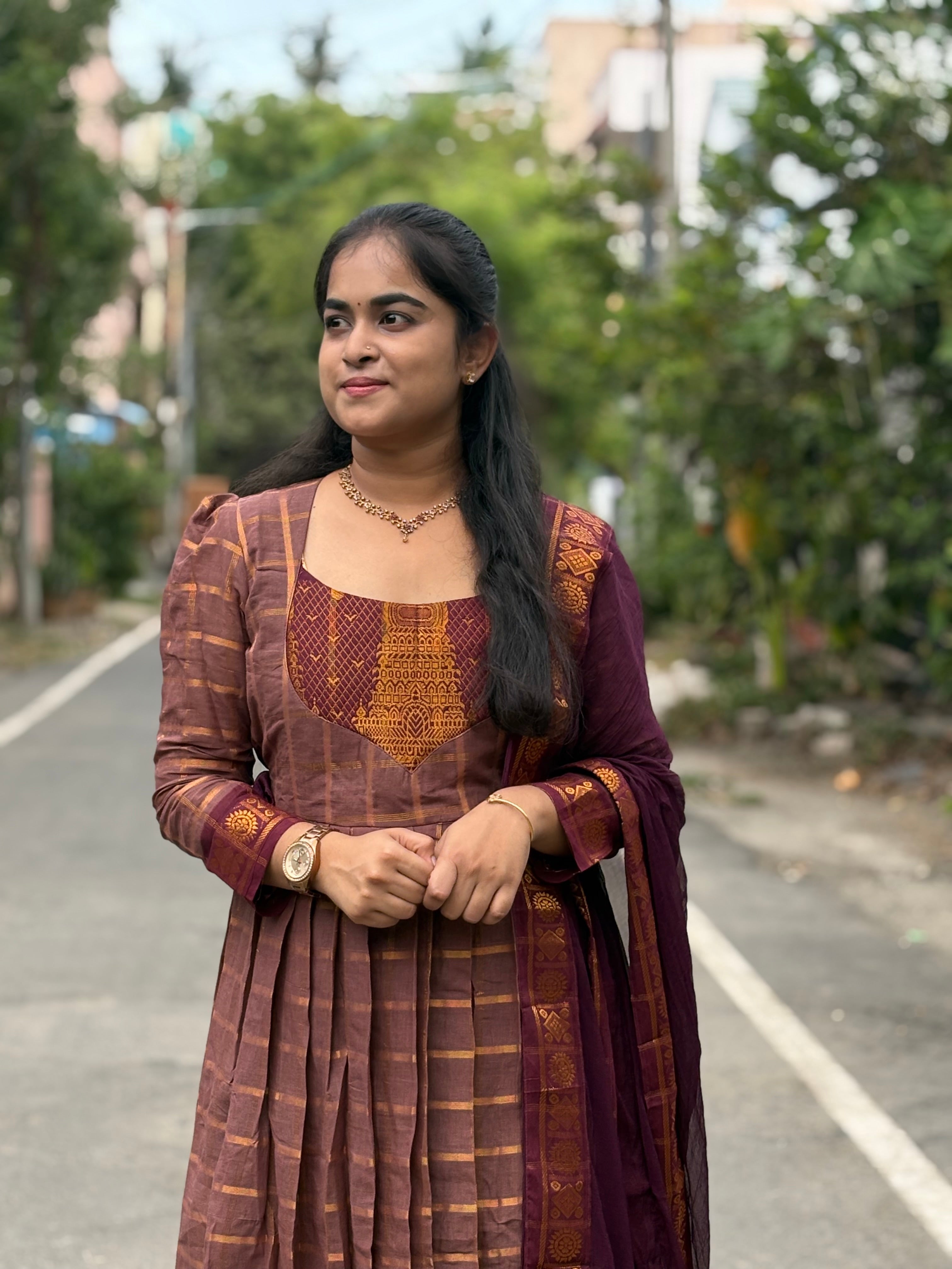 Meenakshi Gopuram Maxi With Dupatta