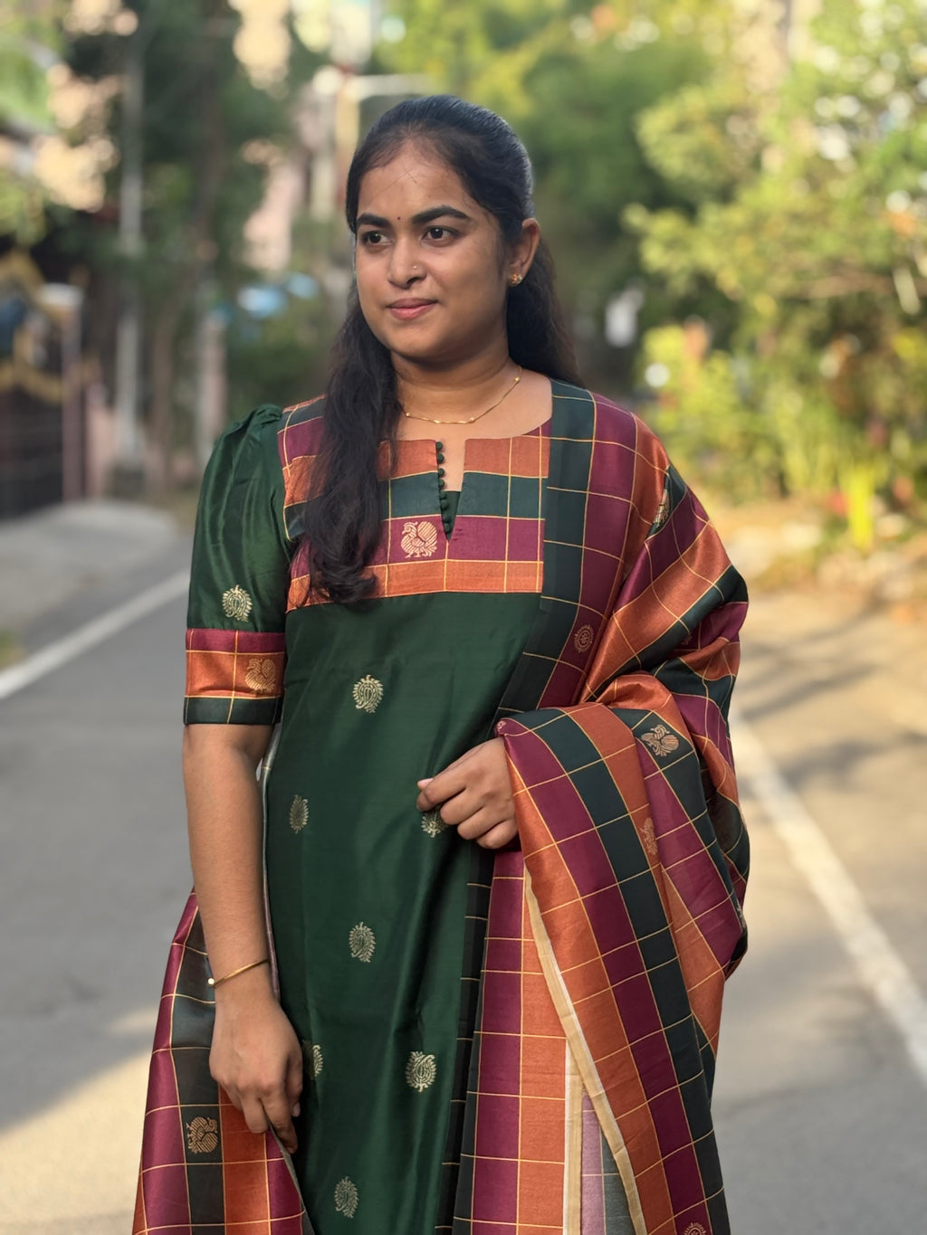 Green Raw Silk Suit Set With Checks Tussar Silk Dupatta